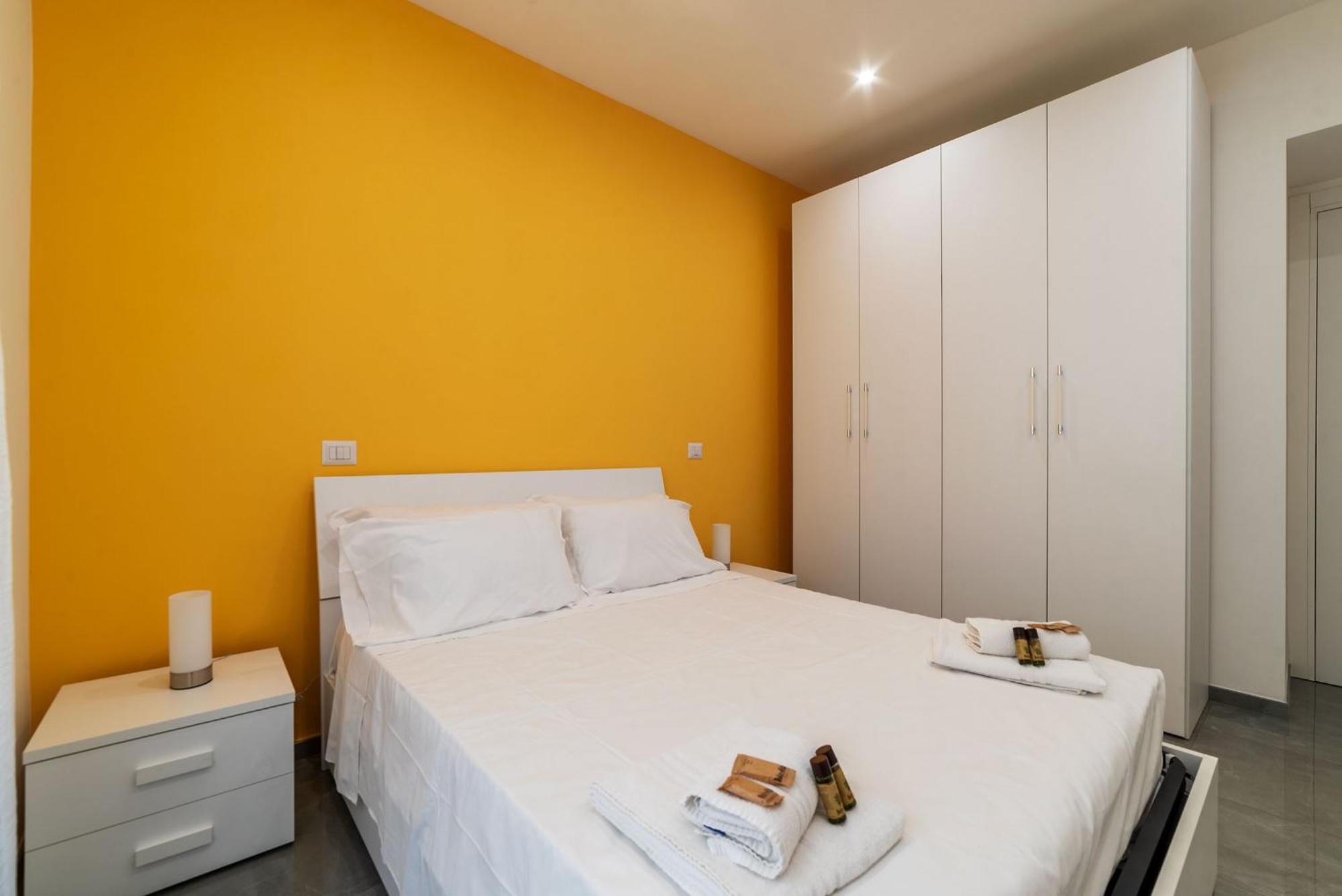 Апартаменти Joivy Delightful 3-Bed Flat With Balcony Рим Екстер'єр фото