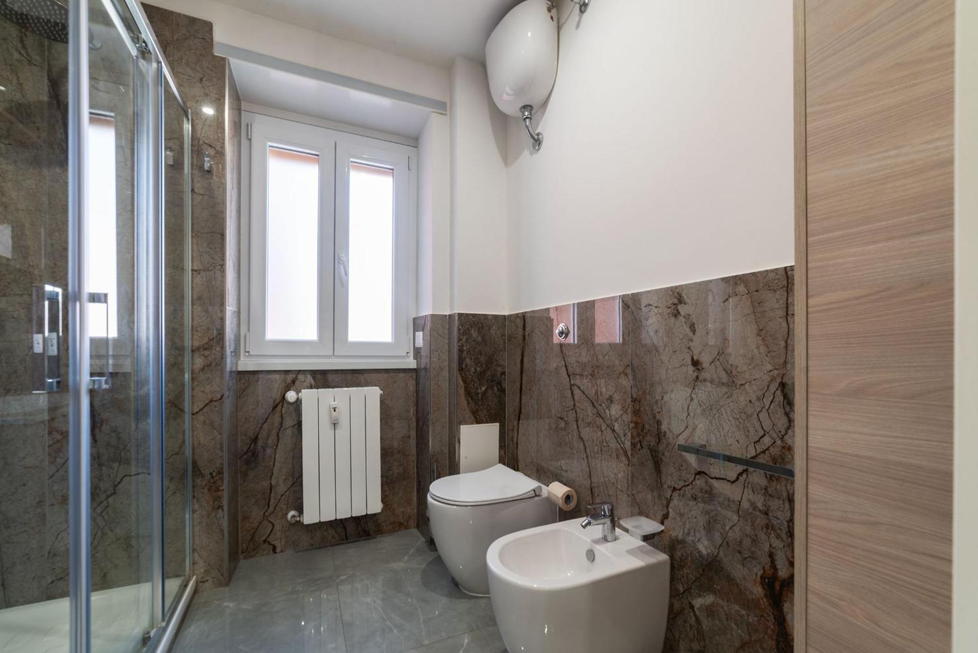 Апартаменти Joivy Delightful 3-Bed Flat With Balcony Рим Екстер'єр фото